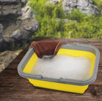 Organizing your squeaky clean campsite with dish basins