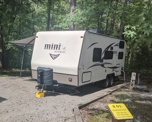 RV Campsite Setup