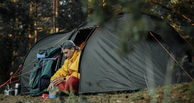 Tips to Feel Safe While Camping 